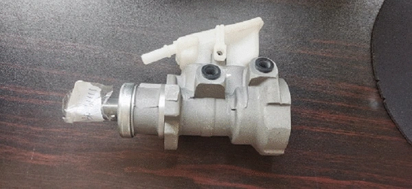 Maître-cylindre de frein Calipere+ NAIBA M572
