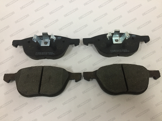 Kit de plaquettes de frein, frein à disque FERODO FDB4684QS