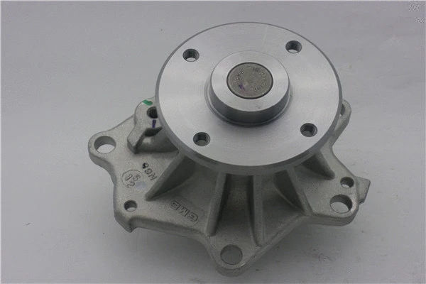 Pompe à eau, refroidissement du moteur GMB GWN-68A