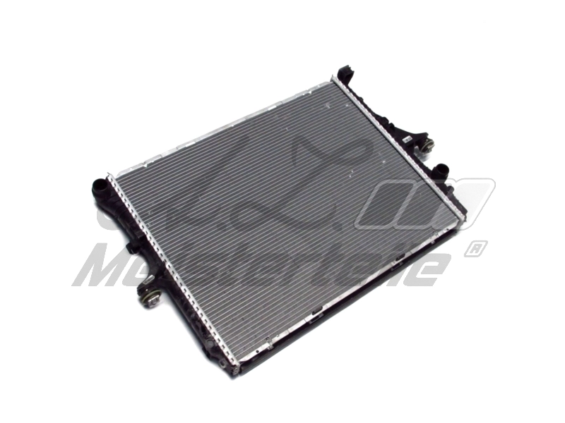 Radiateur, refroidissement du moteur A.Z. Meisterteile AZMT-45-040-2701