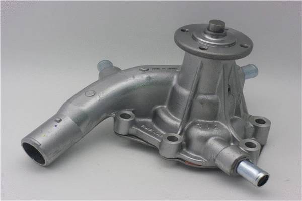 Pompe à eau, refroidissement du moteur GMB GWT-73A