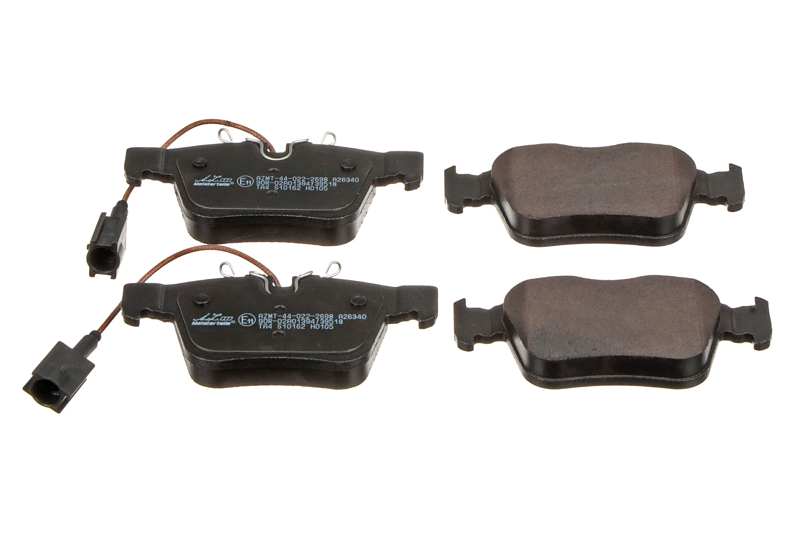 Kit de plaquettes de frein, frein à disque A.Z. Meisterteile AZMT-44-022-2698