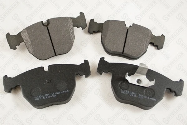 Kit de plaquettes de frein, frein à disque STELLOX 607 010-SX