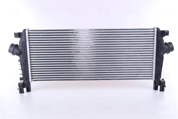 Refroidisseur d'air de suralimentation NISSENS 96555