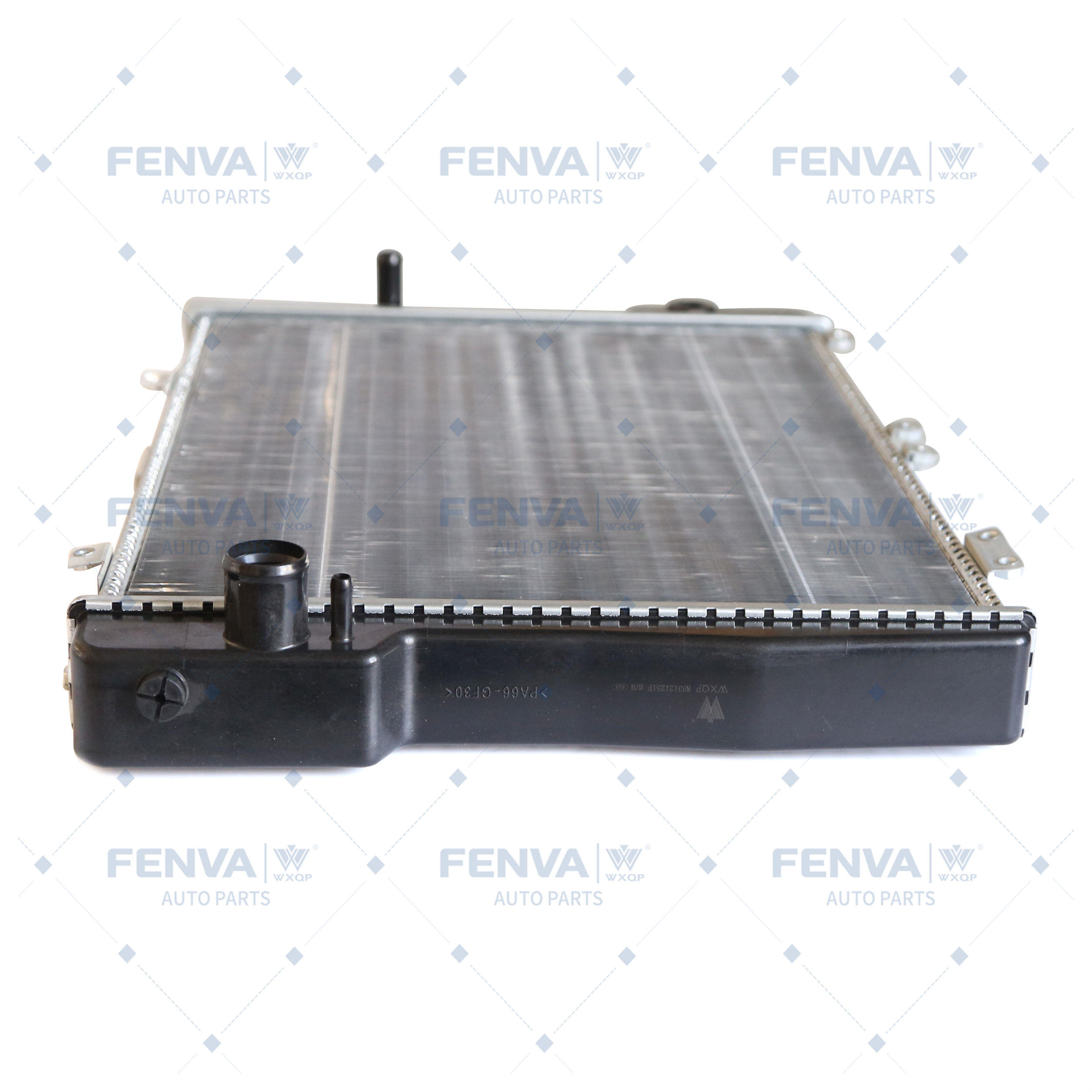 Radiateur, refroidissement du moteur WXQP 320013