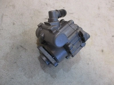 Pompe hydraulique, direction URW 32-73579