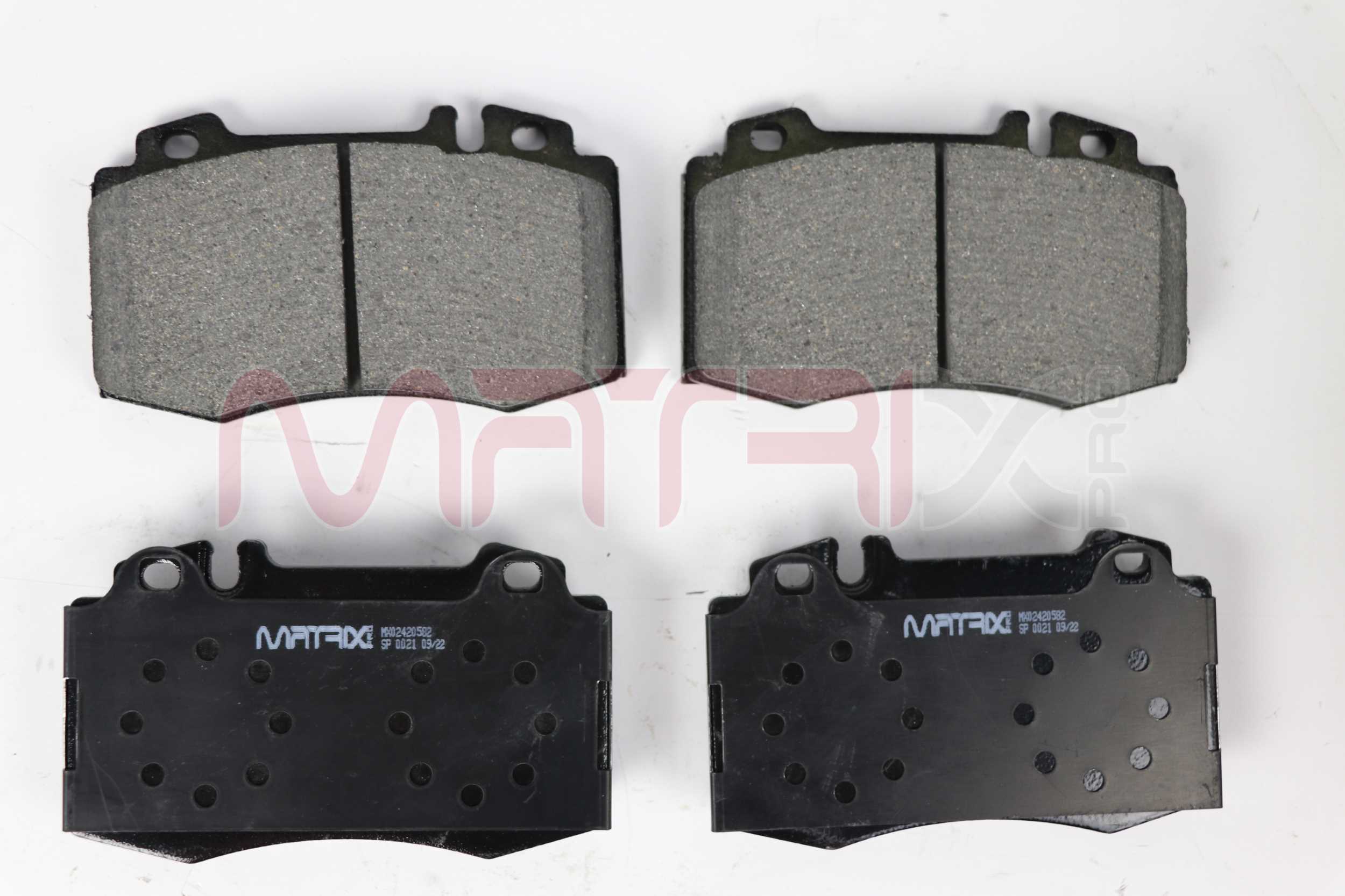 Kit de plaquettes de frein, frein à disque MATRIX PRO MX02420582