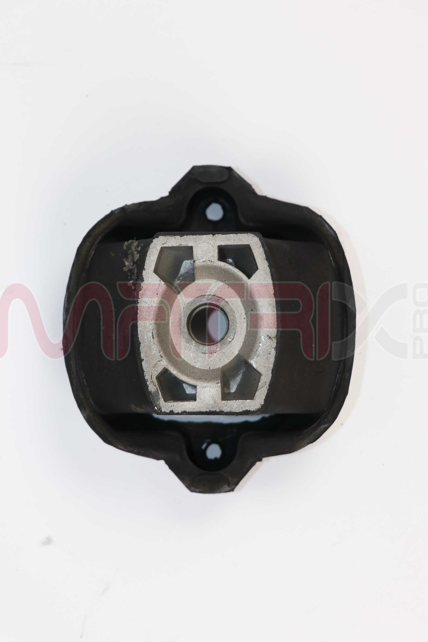 Support moteur MATRIX PRO MX02240125