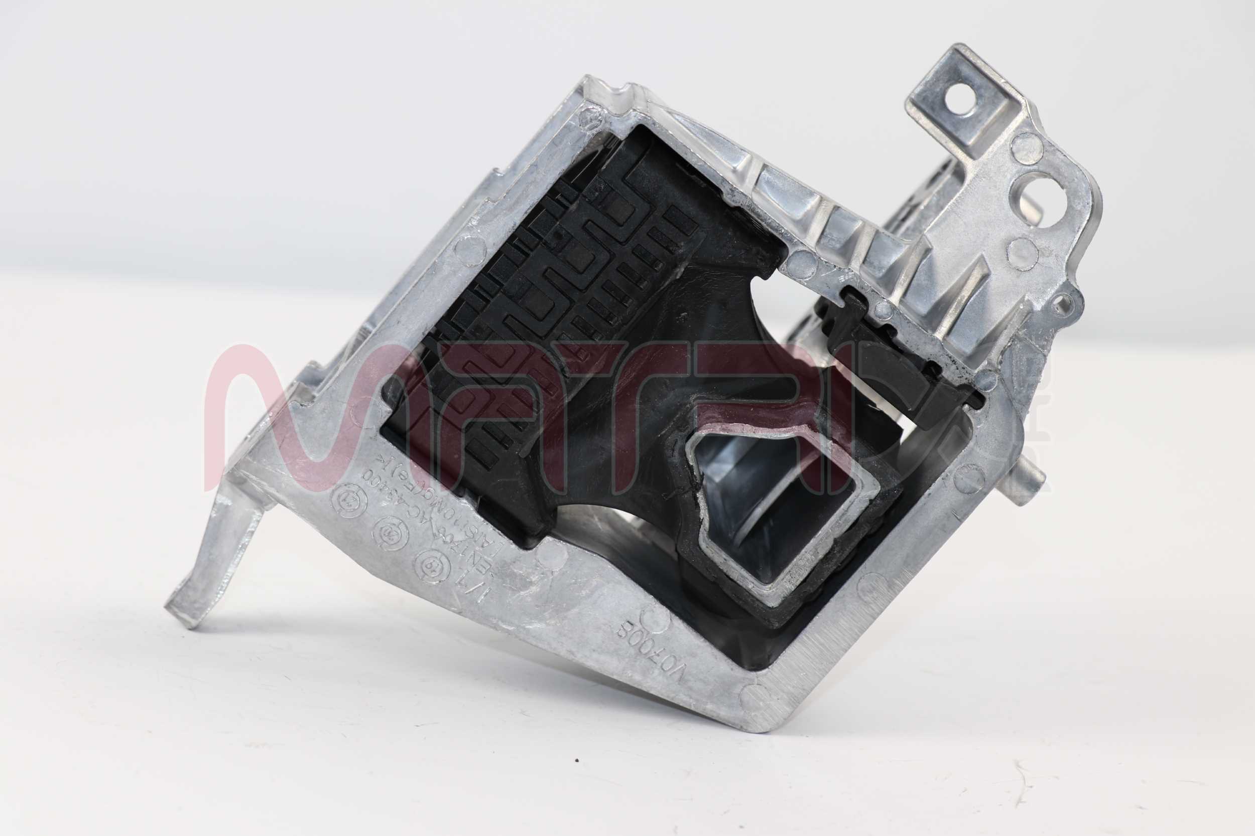 Support moteur MATRIX PRO MX01240442