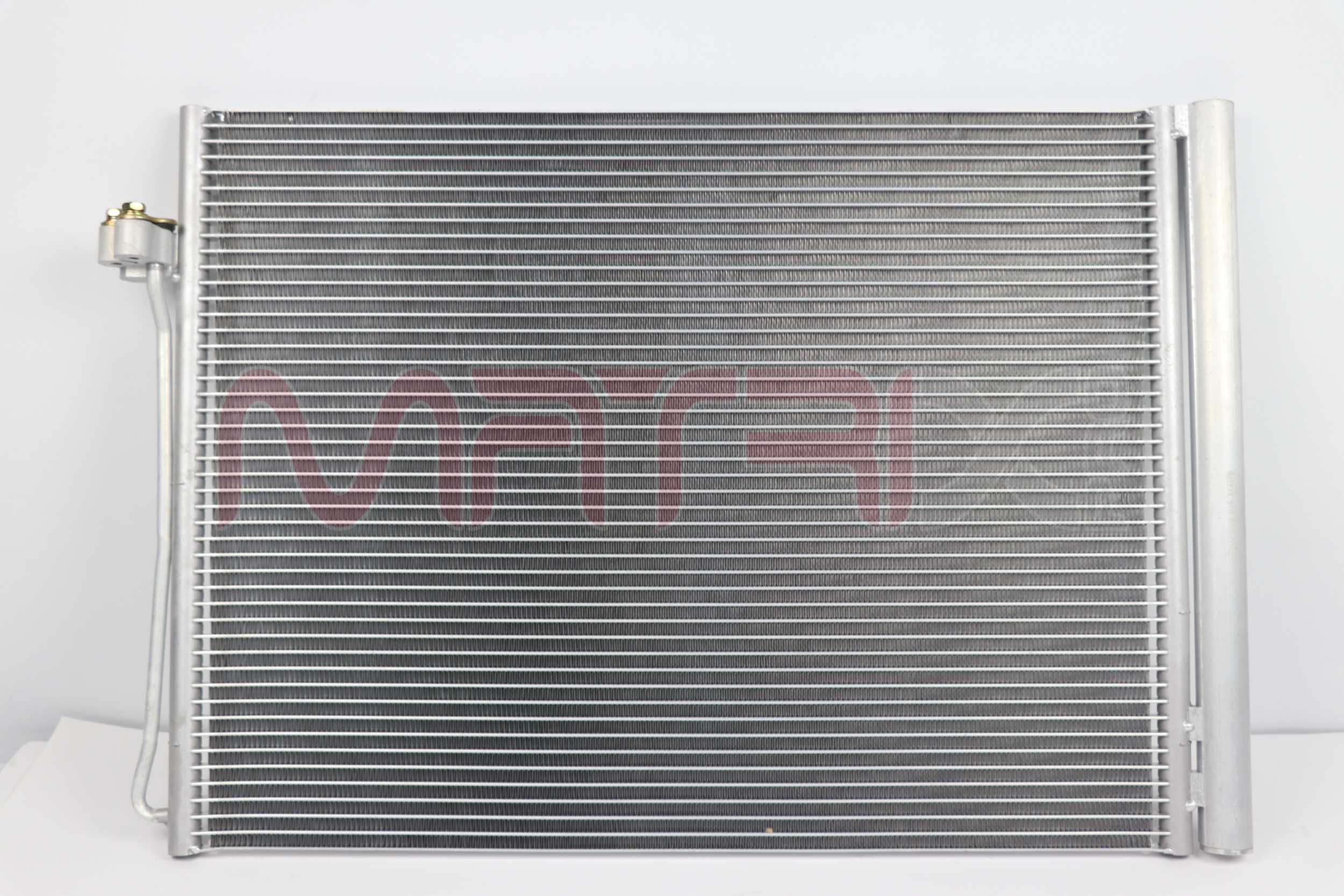 Condenseur, climatisation MATRIX PRO MX01500109