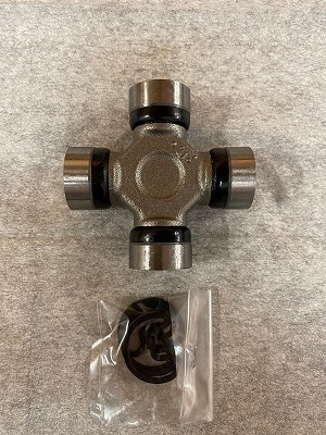 Joint, arbre de transmission URW UJ-136