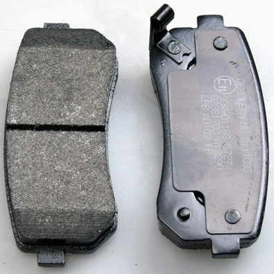 Kit de plaquettes de frein, frein à disque DENCKERMANN B111033