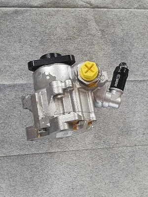 Pompe hydraulique, direction URW 32-73623